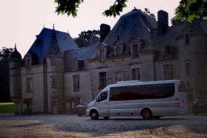 Tesla avec chauffeur en Normandie