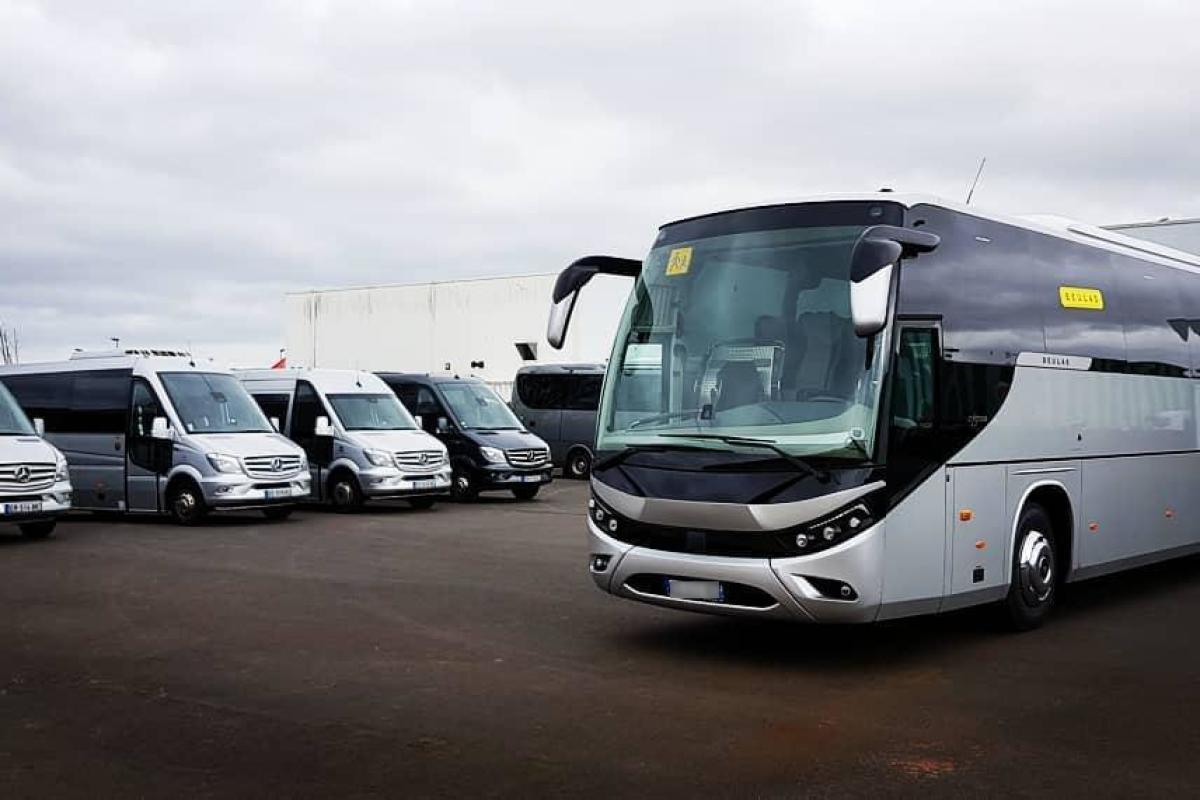 Autocar Luxe 34 à 51 places